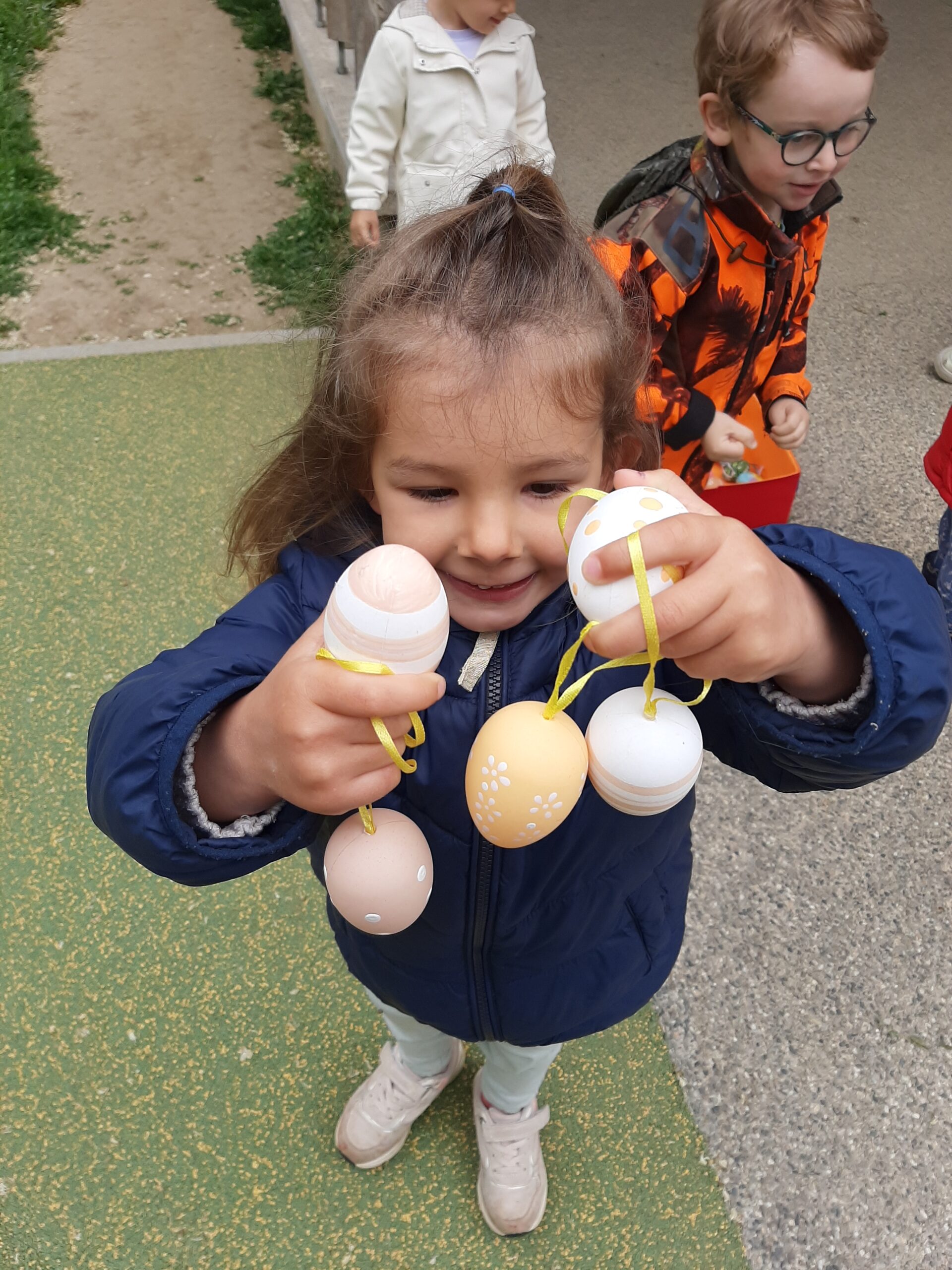 🐣 Chasse aux œufs à la crèche 🐰🍫